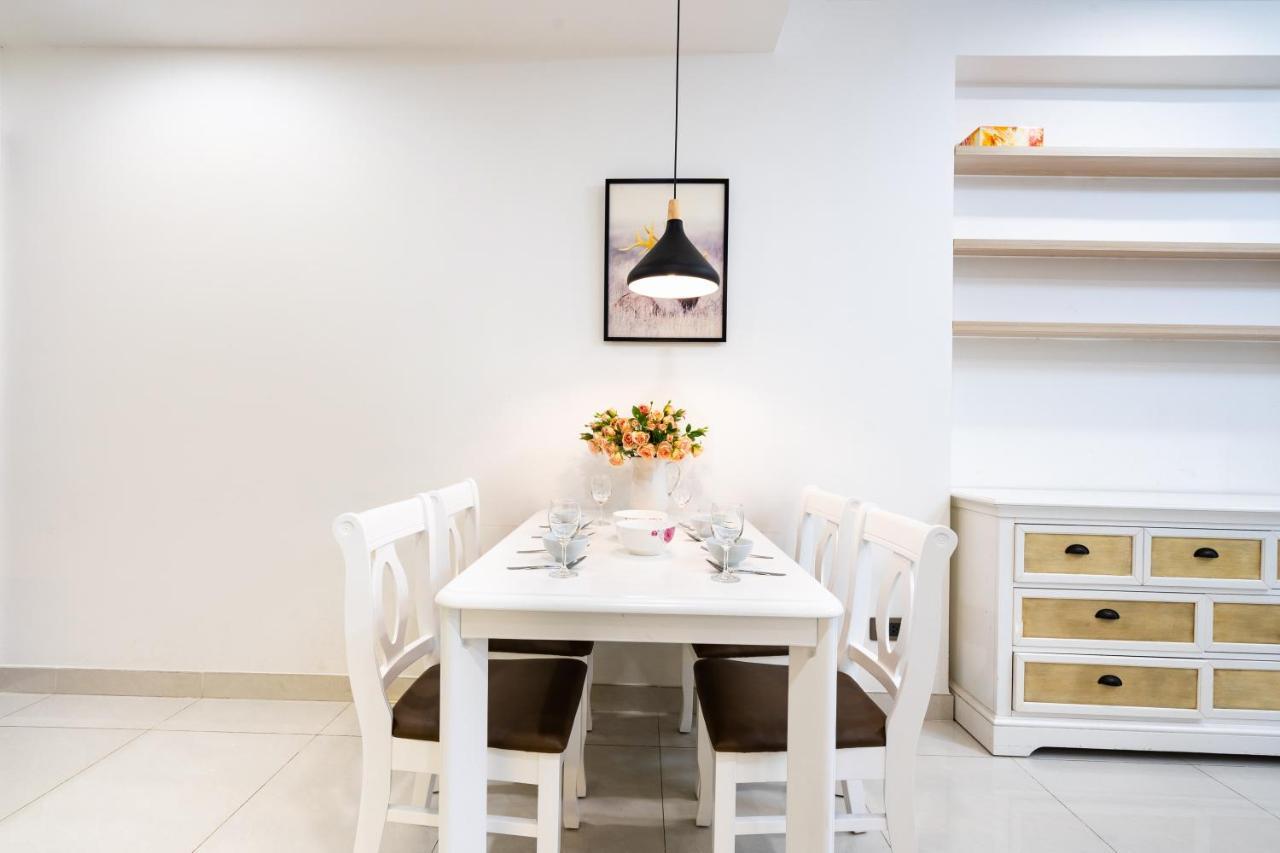 Saigon Royal 2 Bedroom In Center For Over 30 Nights Căn hộ TP. Hồ Chí Minh