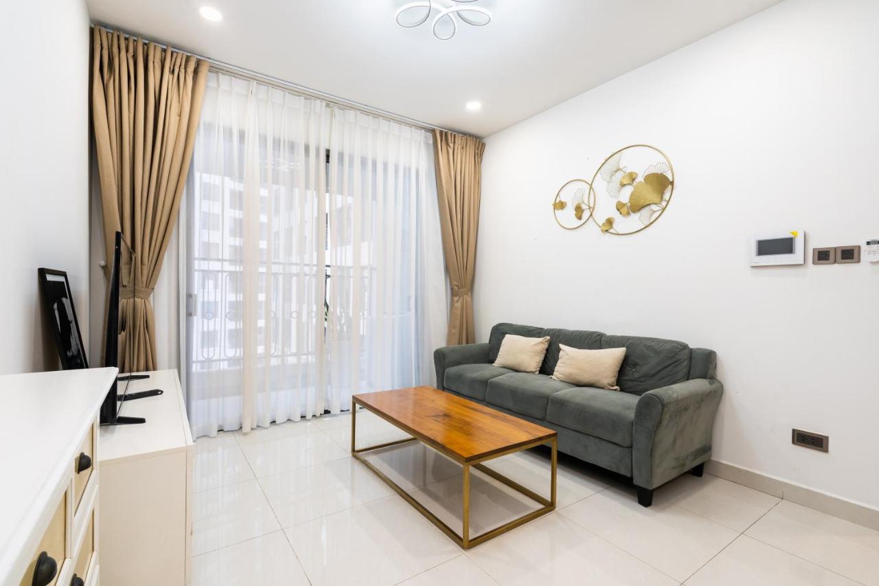 Saigon Royal 2 Bedroom In Center For Over 30 Nights