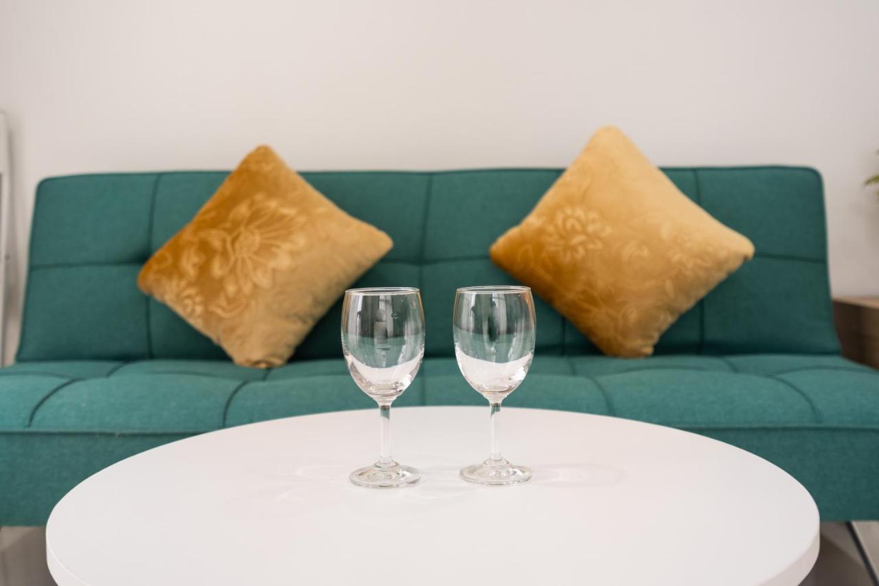 Saigon Royal 2 Bedroom In Center For Over 30 Nights Căn hộ