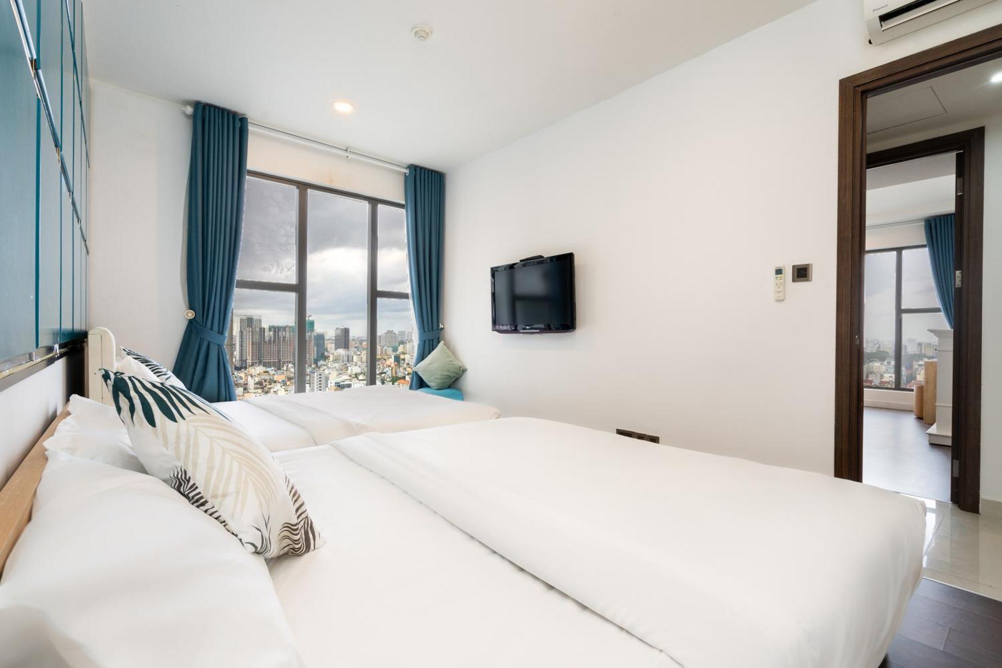 Căn hộ Saigon Royal 2 Bedroom In Center For Over 30 Nights *