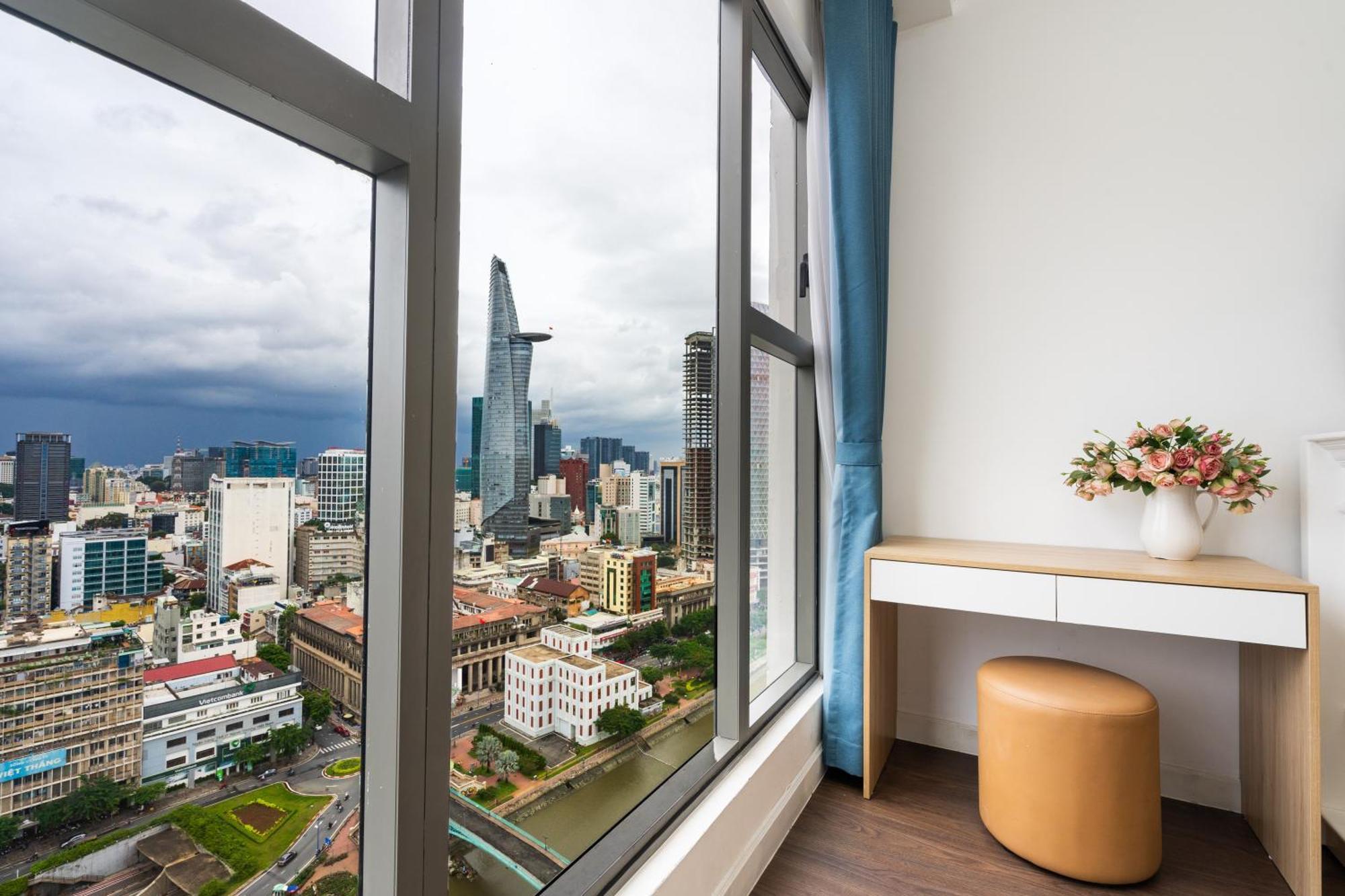 Căn hộ Saigon Royal 2 Bedroom In Center For Over 30 Nights TP. Hồ Chí Minh